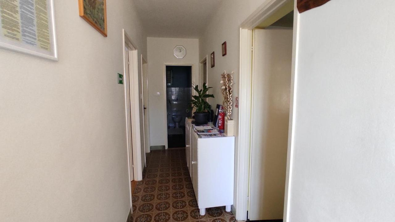Apartman Iva Apartment Kaštela Exterior foto